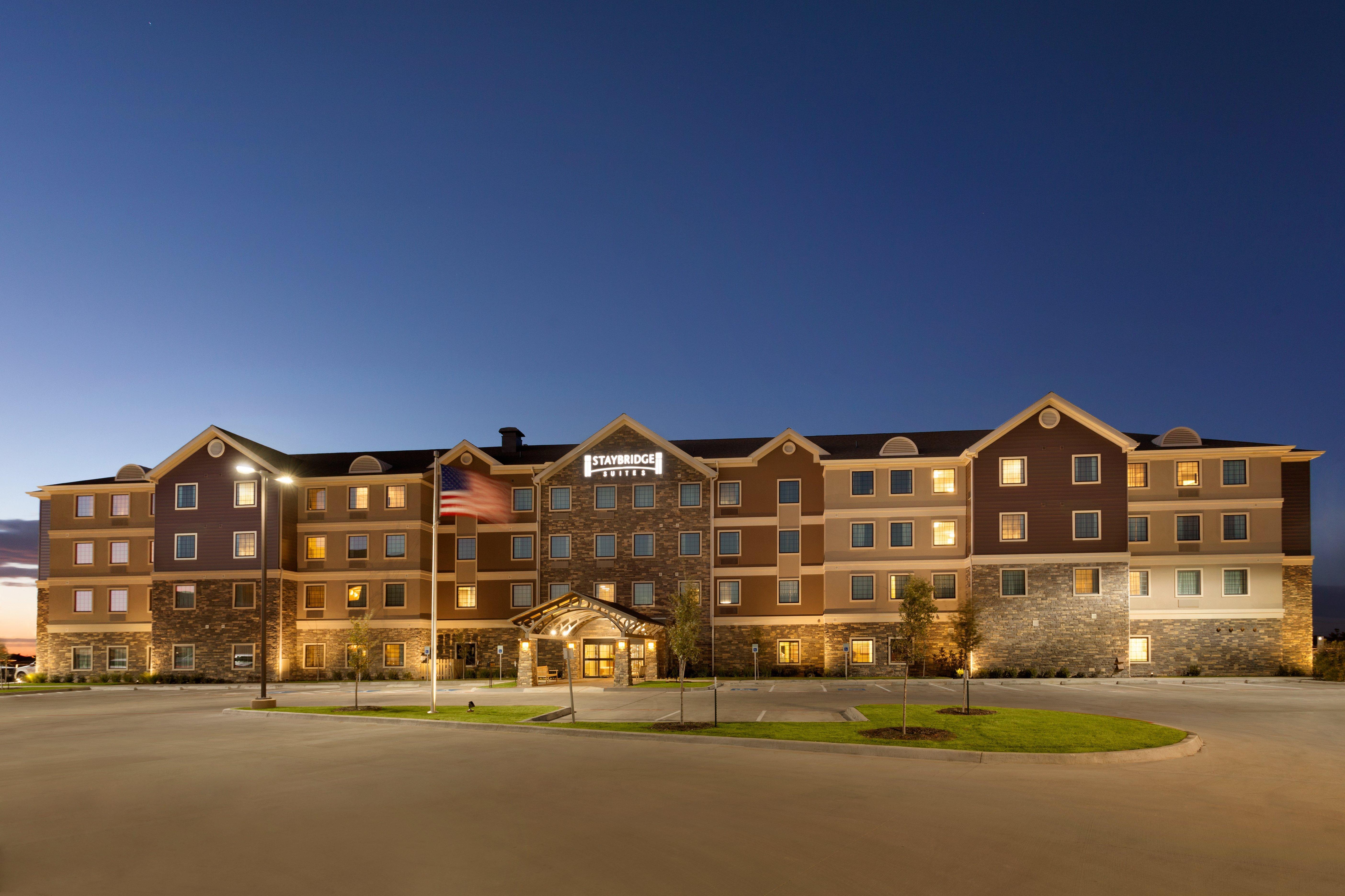Staybridge Suites Midland By Ihg Zewnętrze zdjęcie